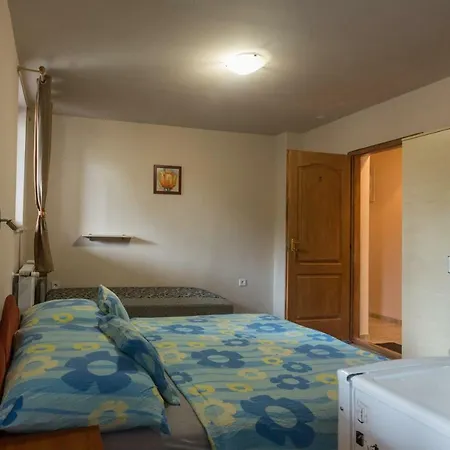 Jazmin Vendeghaz Homestay Eger